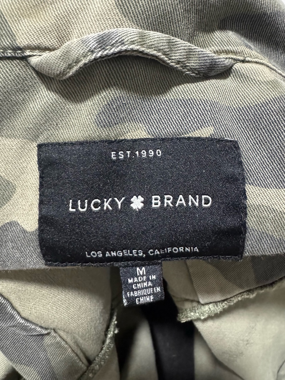 Lucky Brand Women's Camo Jacket in Olive Green & Khaki - Picture 6 of 6